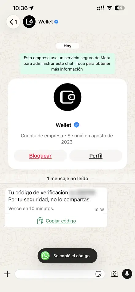 Mensaje de WhatsApp con el código de verificación